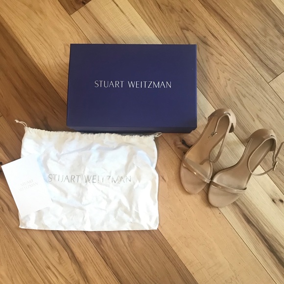 Stuart Weitzman - Picture 2 of 5